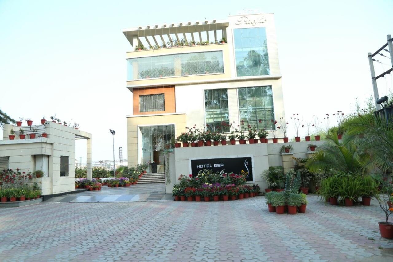 Hotel Pacific Roorkee Exterior foto